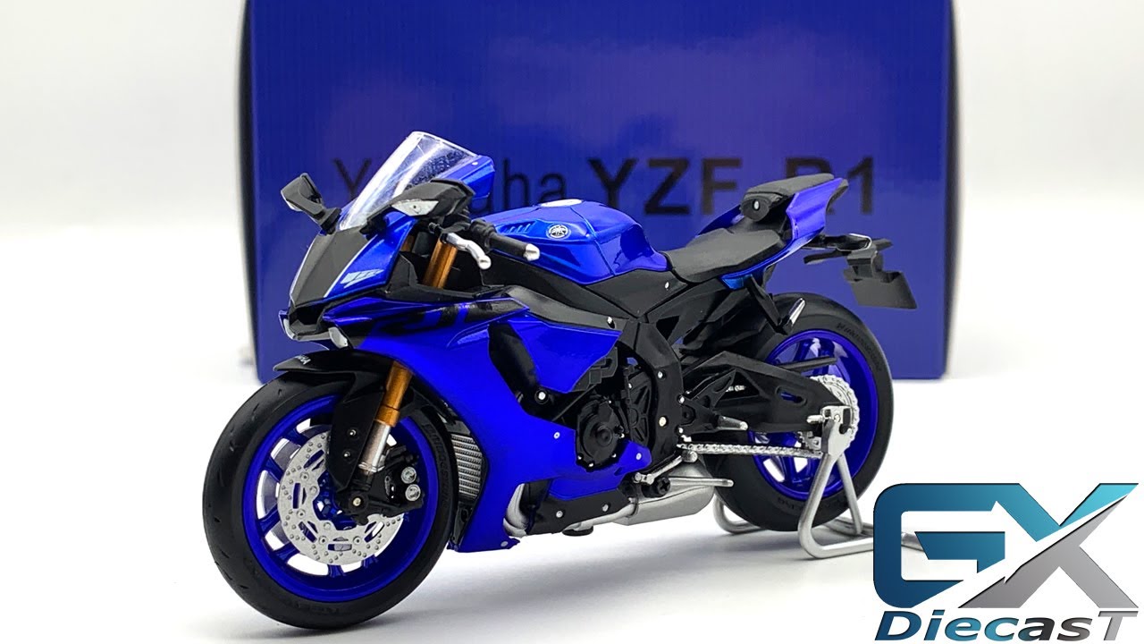 1/18 CM-Model YAMAHA YZF R1 2015 (Blue)