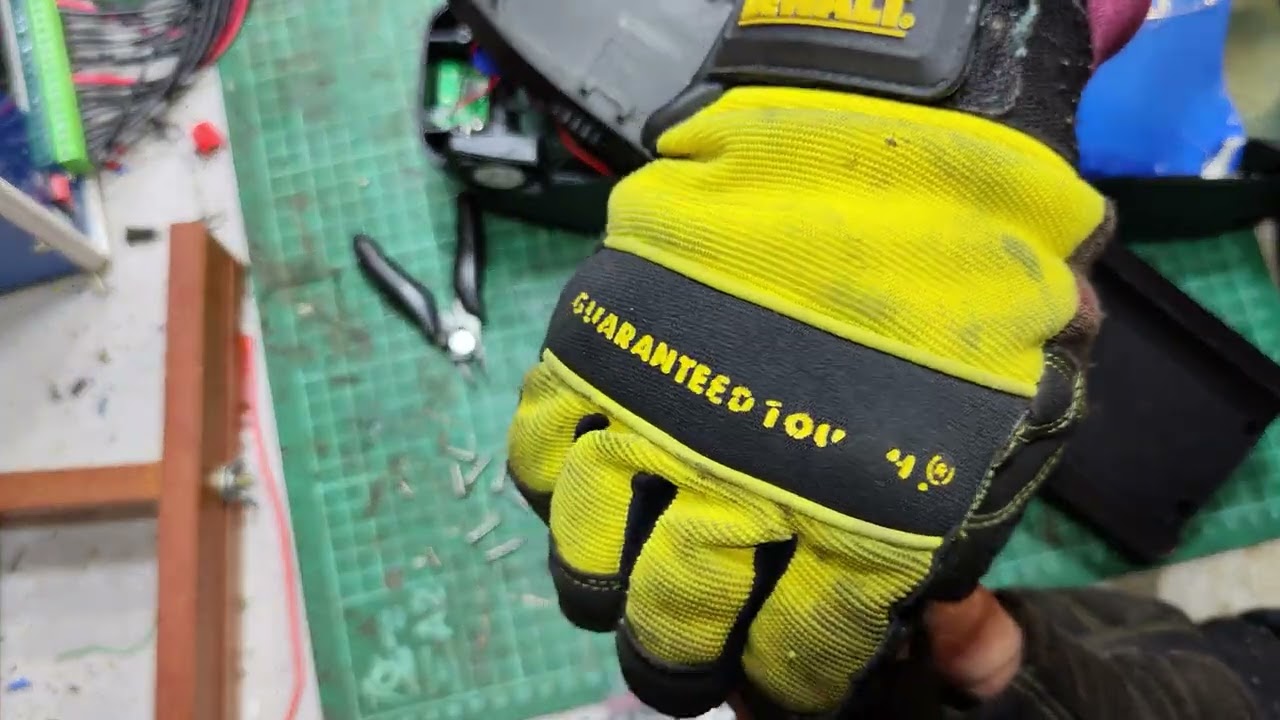 How to Change a HAILONG Ebike Battery Discharge Connector