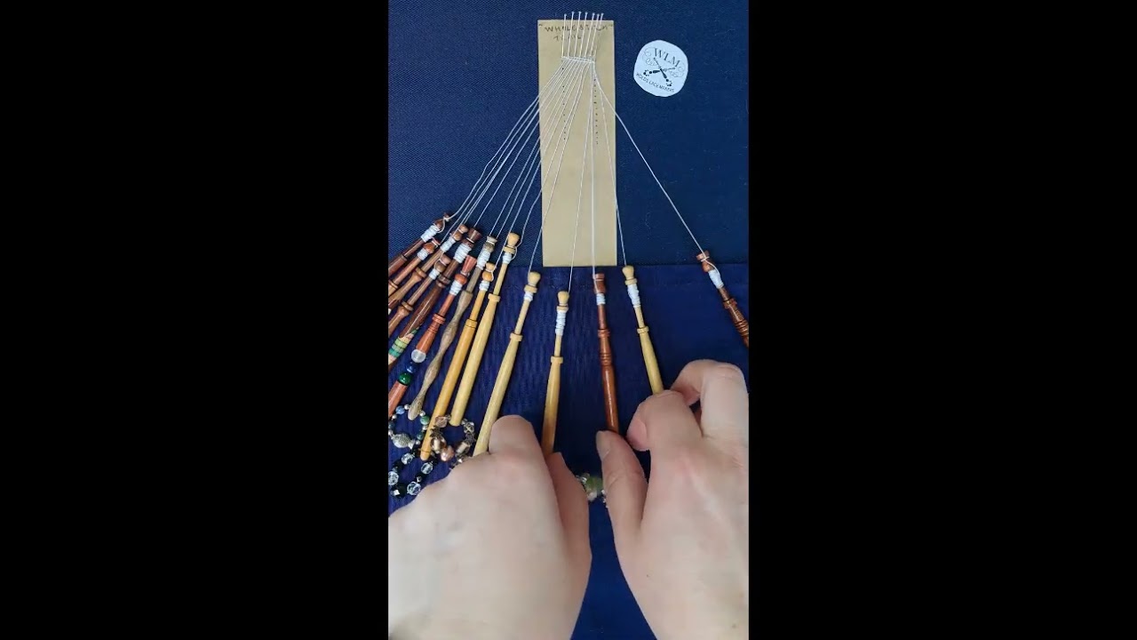 Bobbin lacemaking - whole stitch