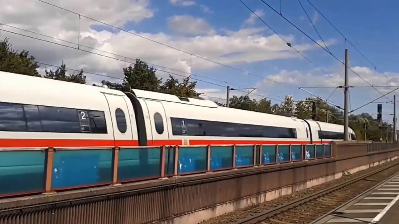 Achern bahnhof: ICE 1 (or 2), ICE Velaro D (BR 407), ICE 3, IC, EC, and more other.