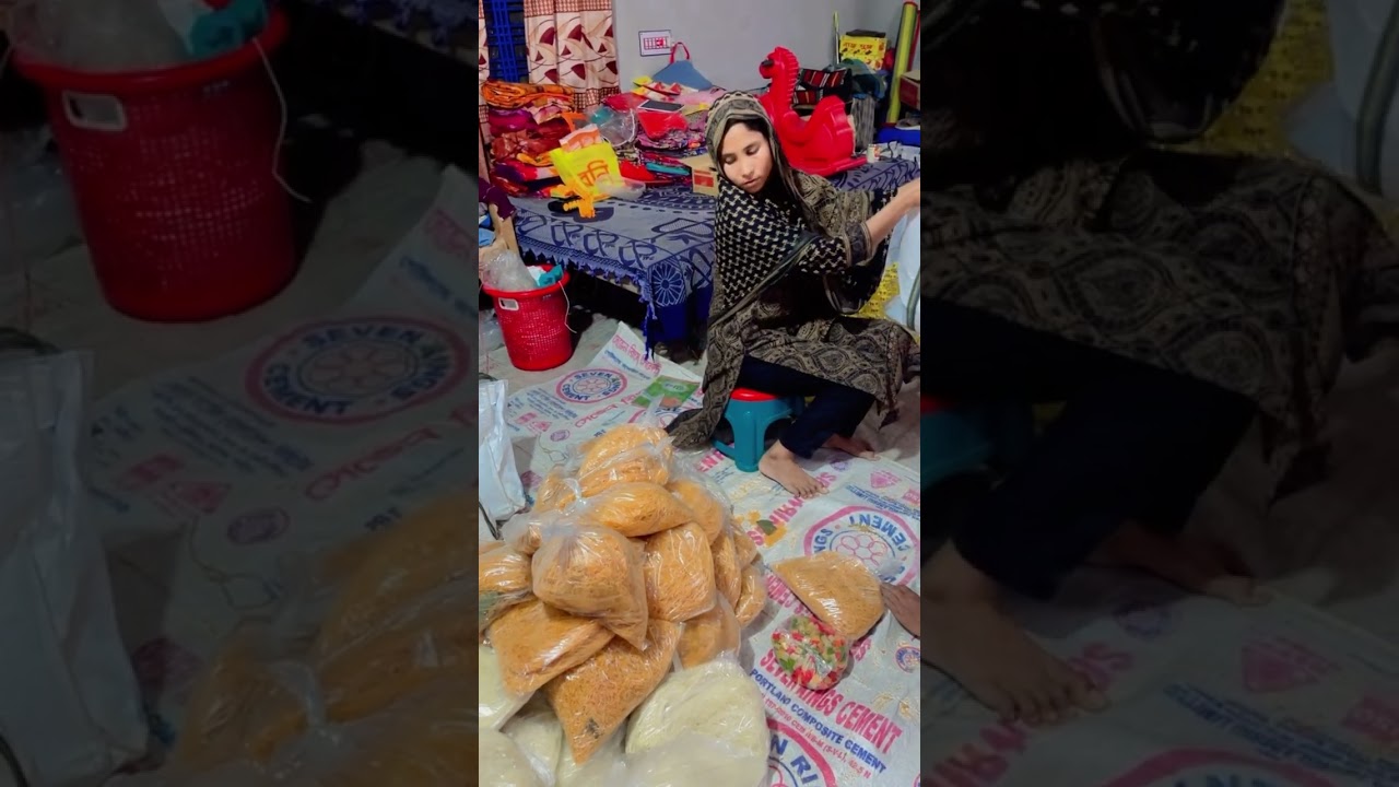 মসজিদের টাকা মে*রে আমার স্বামী দান করতেছে   