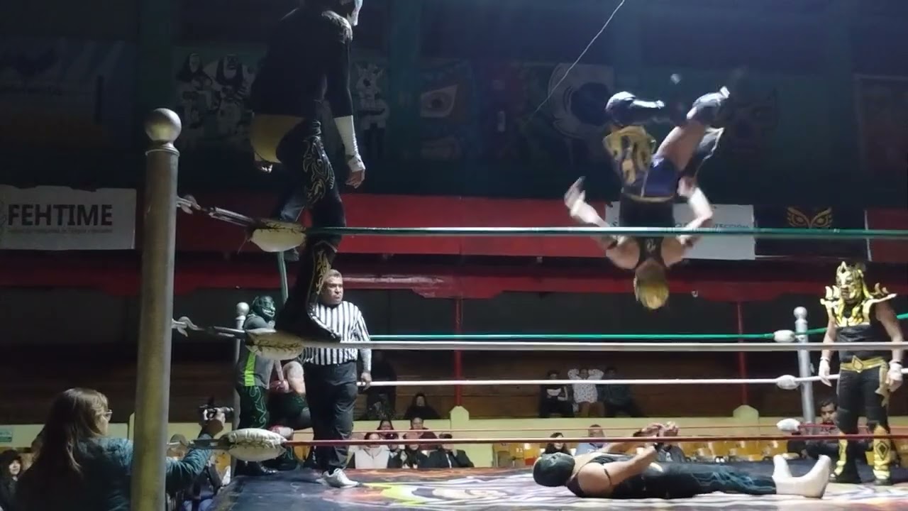 Arena afición domingo 8 de febrero- lucha estelar- 3ra caída 