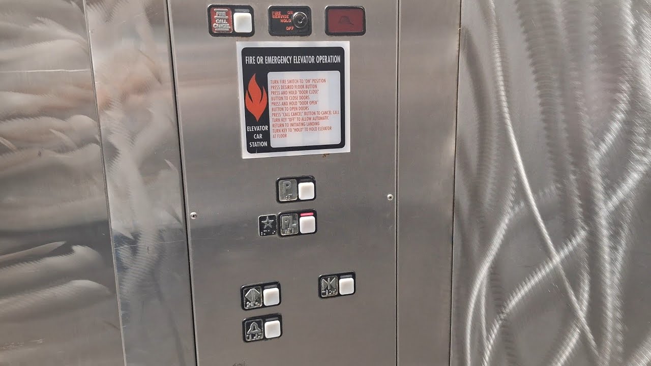 Schindler MT Hydraulic Elevator - Universal CityWalk - Orlando, FL