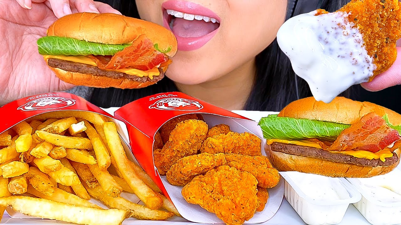 ASMR SPICY CHICKEN NUGGETS, JUNIOR BACON CHEESEBURGER & FRIES MUKBANG | FUNNY STORYTIME | ASMR PHAN