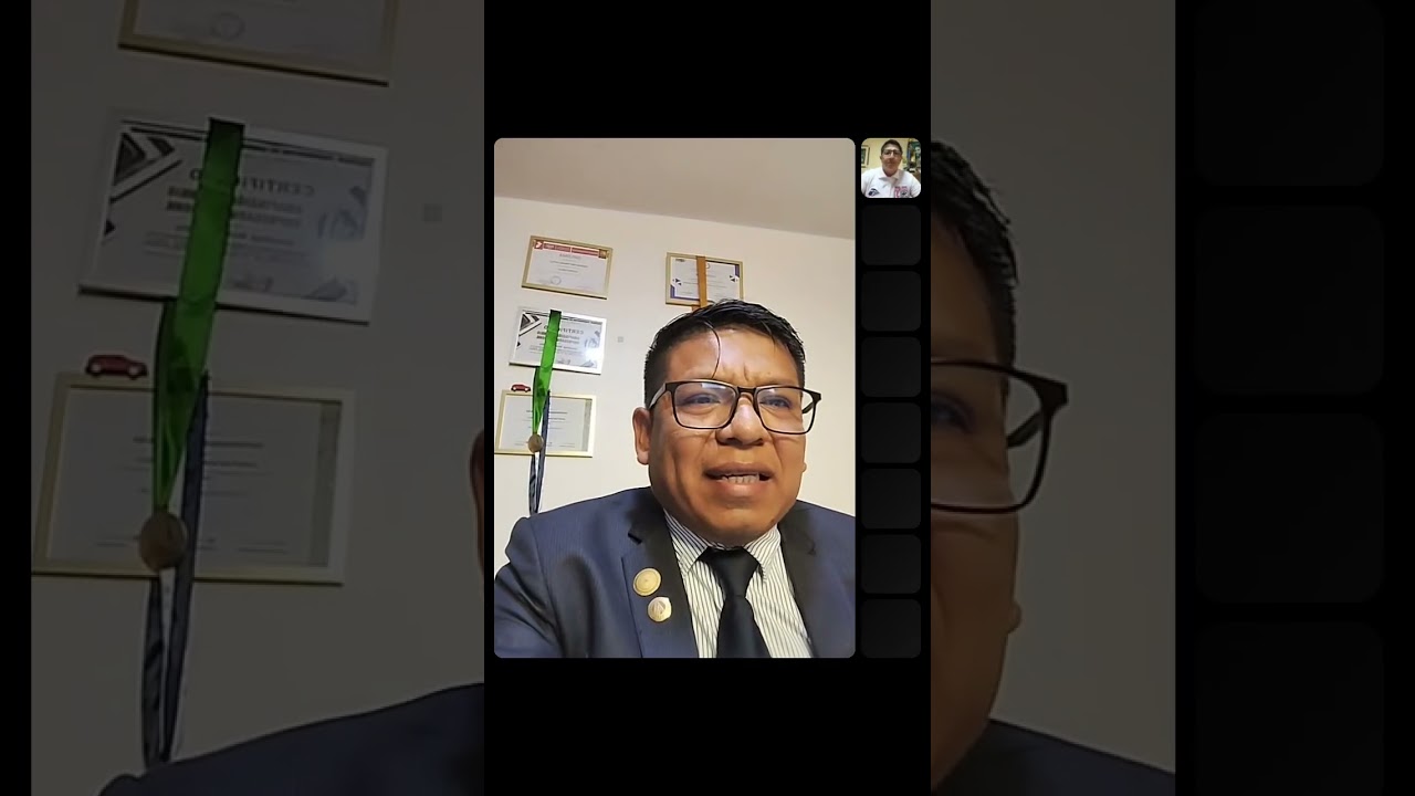 El Lic. Jonathan Molina y el ingeniero Edison cachay en Hablemos de seguridad vial 🚦♻️✅🚸🇵🇪 Semana# 2