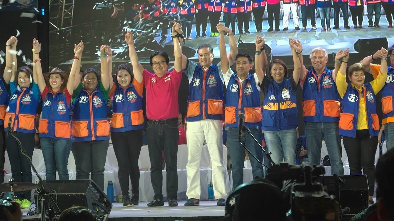 Family matriarch Elenita Binay backs Junjun for Makati mayor