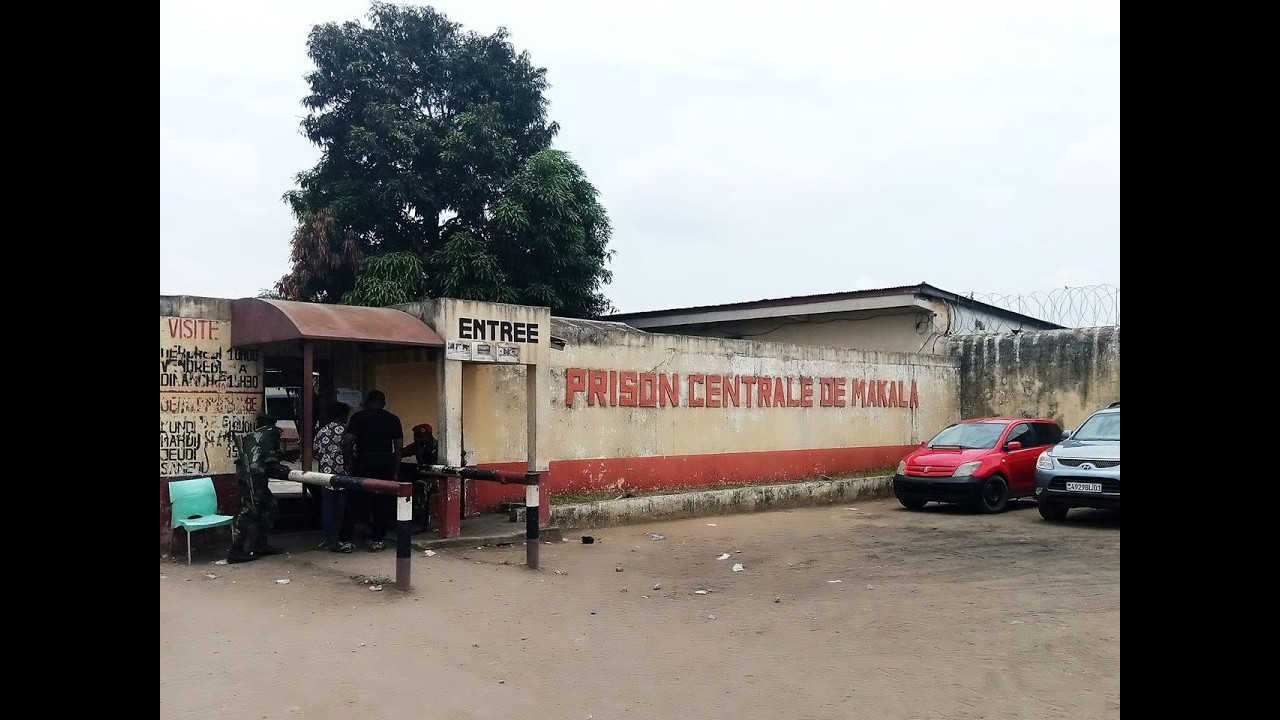 JUSTICEGUILLAUME NGEFA SUSPEND TEMPORAIREMENT LA NOUVELLE ADMISSION AU CENTRE PÉNITENTIAIRE