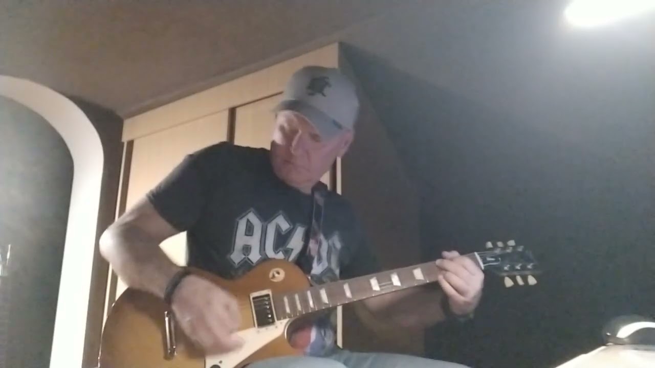 MM- Touch Too Much-AC/DC-(guitar cover)