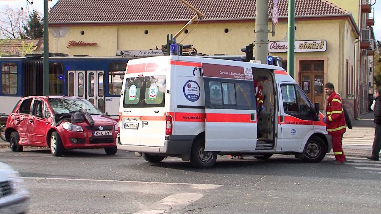 Szegedi Hírek Autóbusz baleset a Retek utcában 2015.11.16.