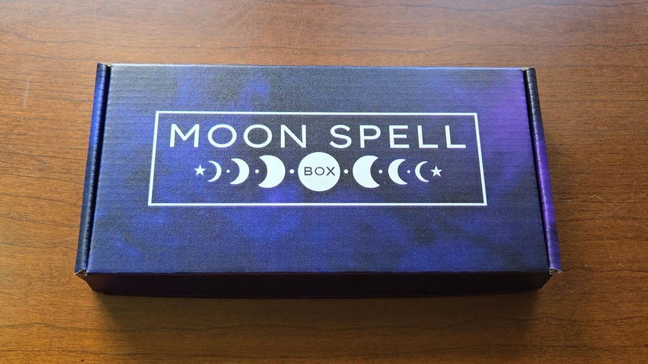 Unboxing Moon Spell Box August 2024