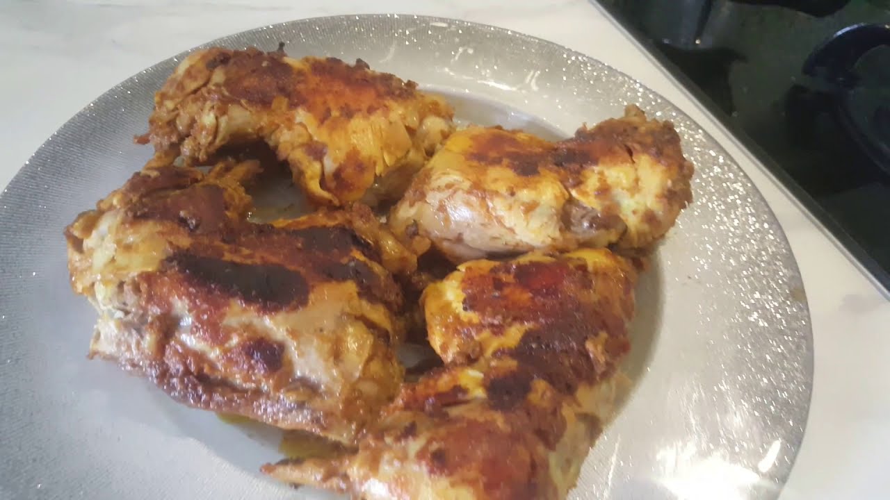 CUISSES DE POULET RÔTIES À LA POÊLE