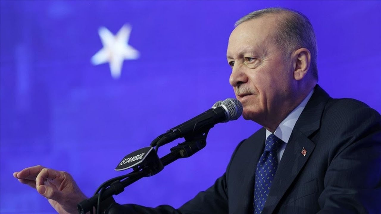 Taha Akyol: 