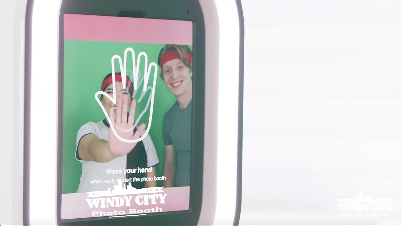 Windy City Photo Booth Now With Touchless Option!