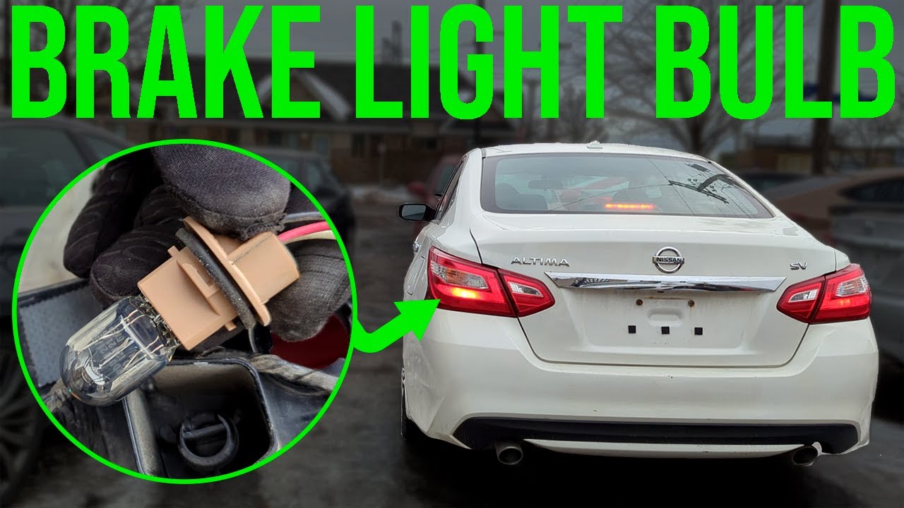 Как заменить лампу стоп-сигнала - Nissan Altima (2013-2018)
