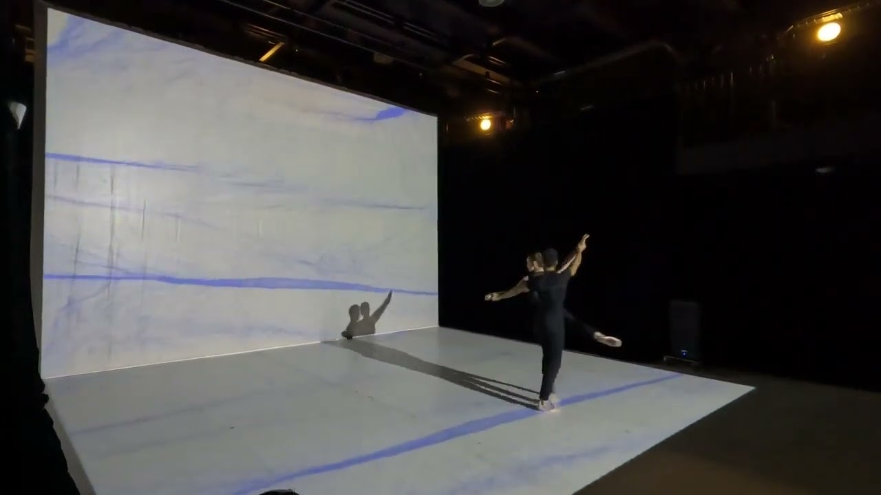 Pas de deux Waterways Le Voyage d'Une Goutte d'Eau 2 - Julie Hautbout