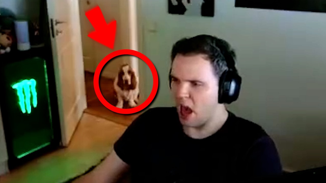 There Was Something Behind Him... - Obey The Voice Playthrough #3