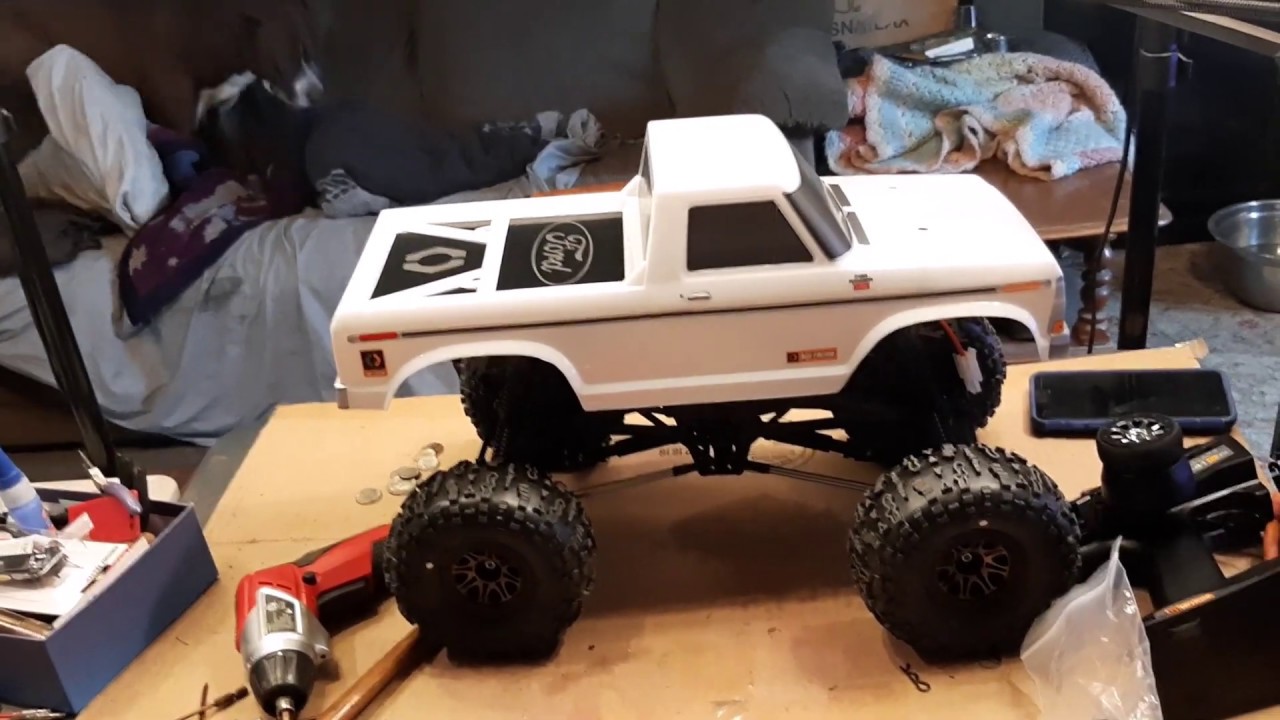 FIRST LOOK AT THE HPI RACING CRAWLER KING