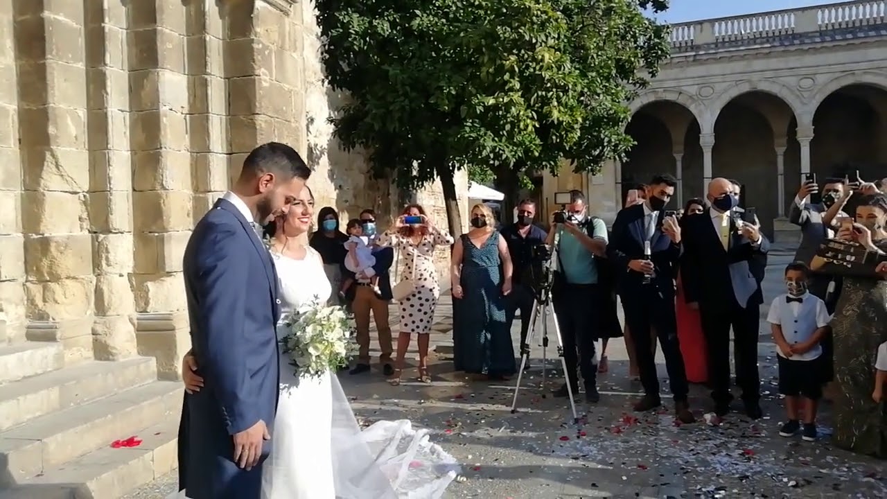 Boda - Pedro Moreno canta Pasodoble en la salida de la Iglesia San Dionisio Jerez de la Frontera