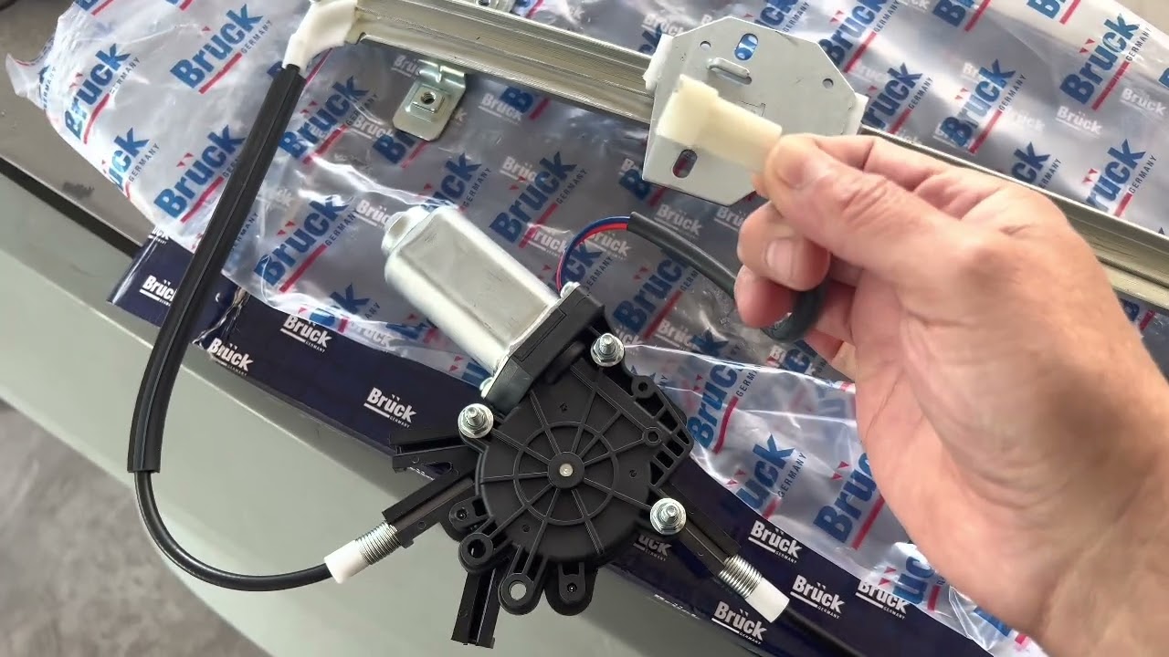 Instalación de vidrios eléctricos Golf, Jetta video 4/4