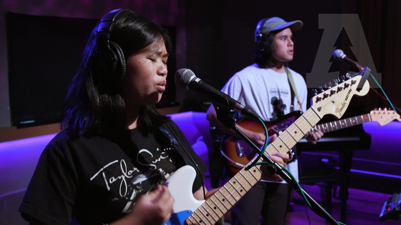 Hana Vu - Start | Audiotree Live