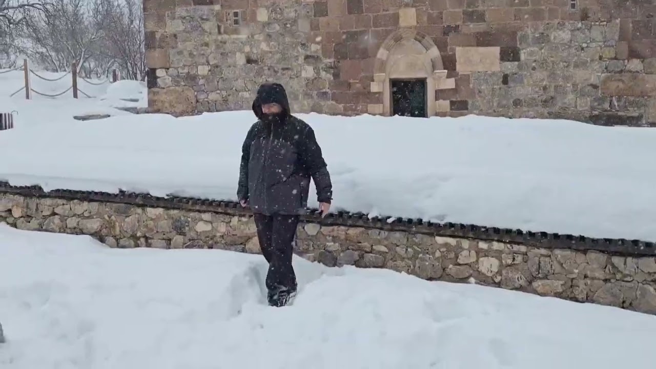 Van Akdamar Adası ve Kutsal Haç Ermeni Kilisesi 