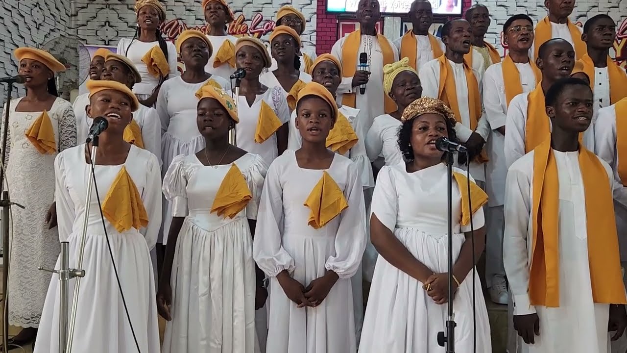 CAROL SERVICE 2025|| WE LIFT OUR VOICES TO GOD || MASS CHOIR || OLORUNADABA FOURSQUARE GOSPEL CHURCH