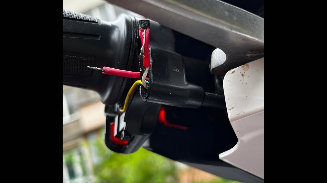 Какой датчик Холла используется в ручке газа электроскутера?