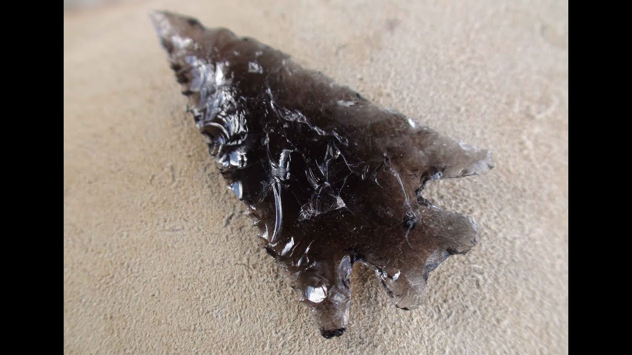Making Obsidian Arrowhead at Glass Buttes, OR (HD)