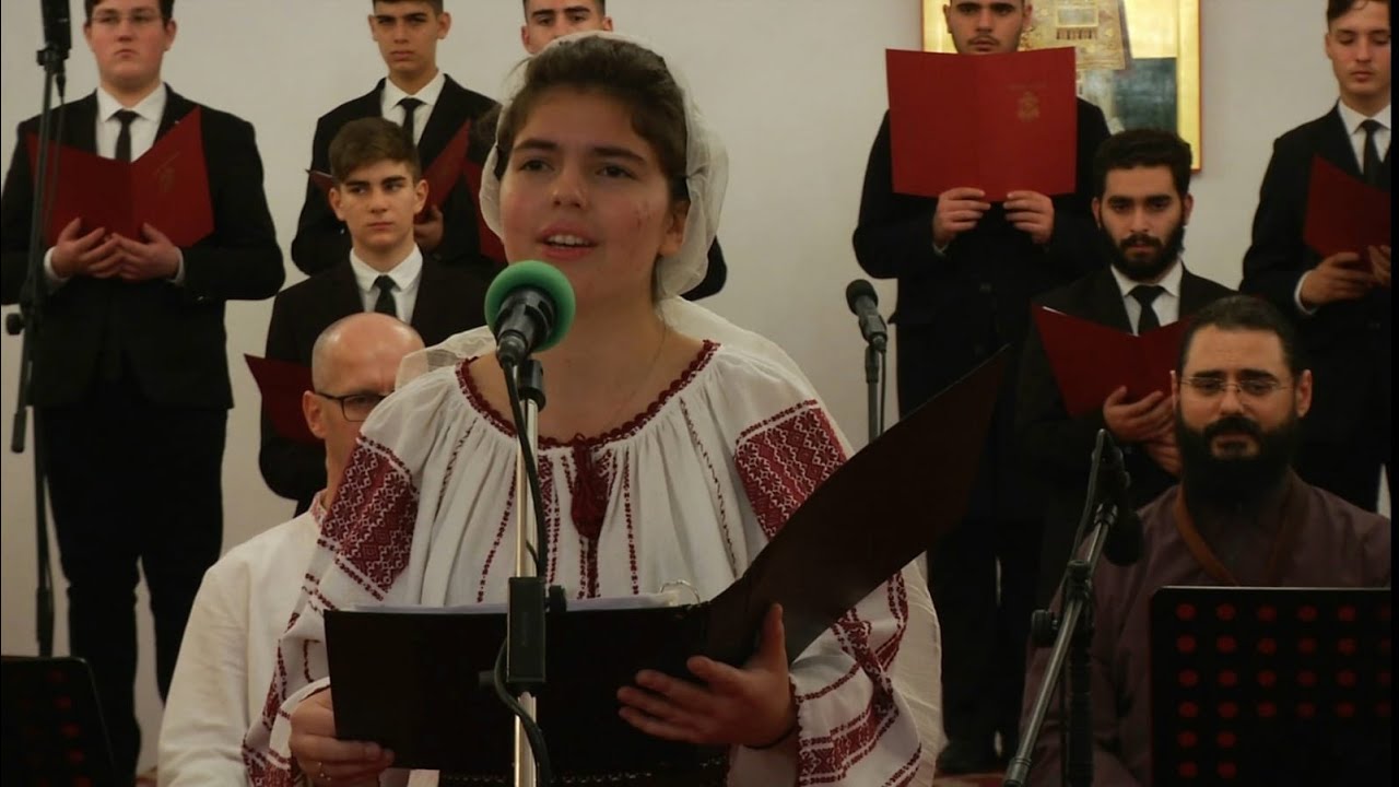 „La căsuța unde-i neaua până-n tindă”