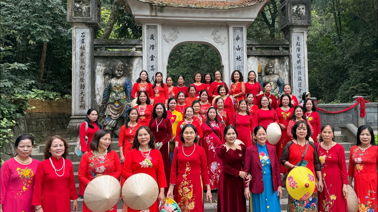 Phụ nữ khu 6C Nông trang chào mừng 8/3 năm 2026