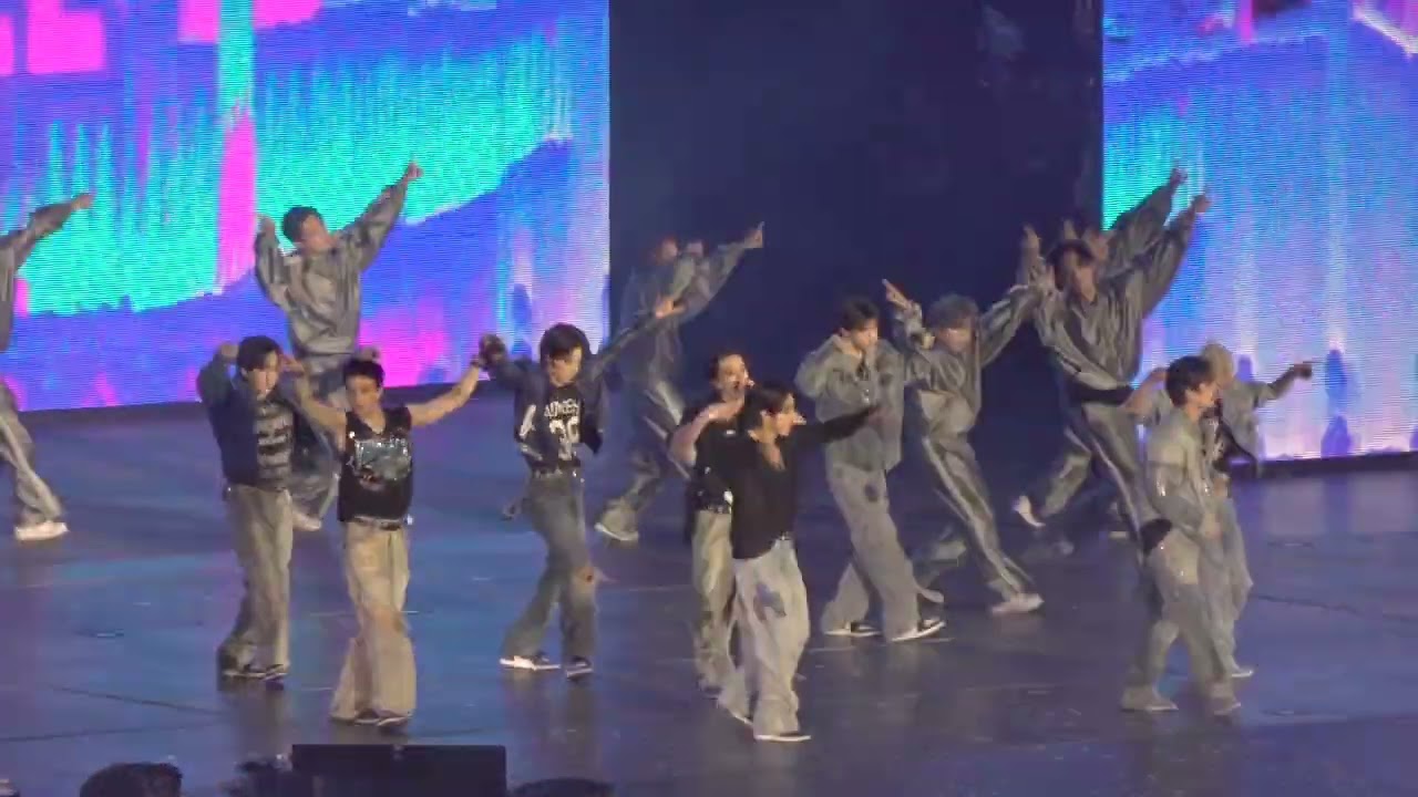 060125 Stray Kids dominATE in LA - S-Class