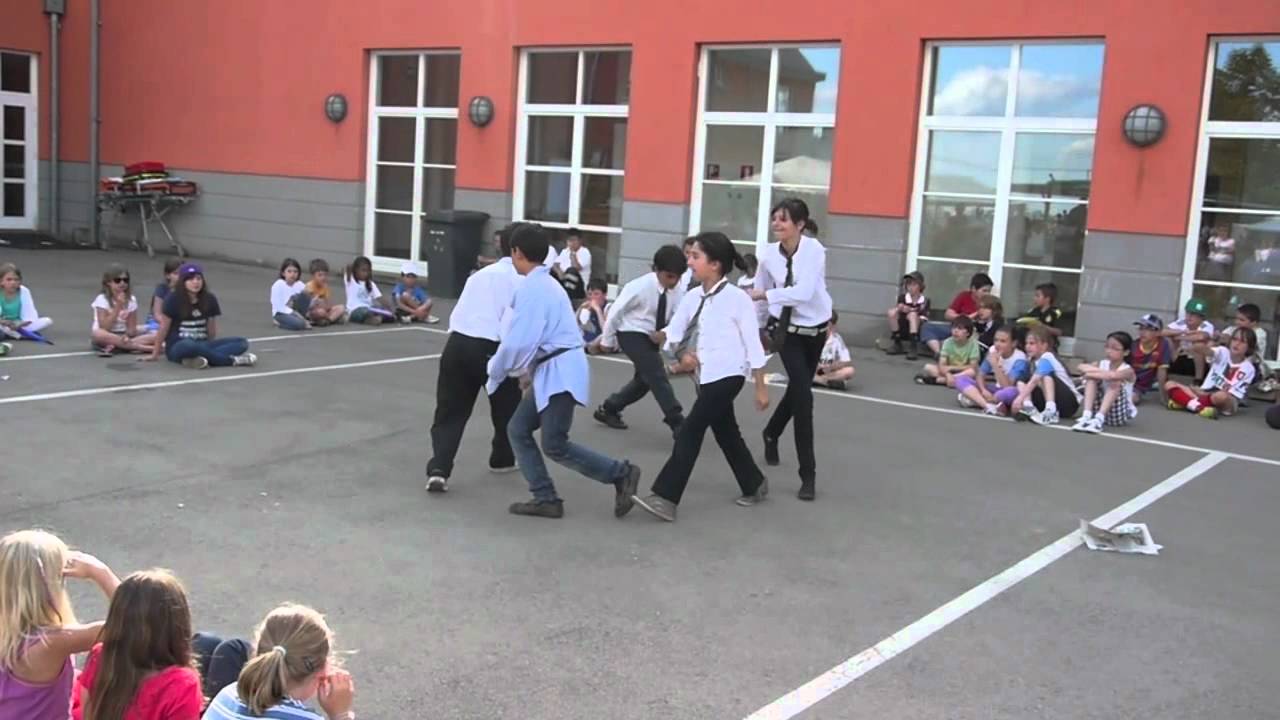 Baha'i Junior Dance Group Luxembourg
