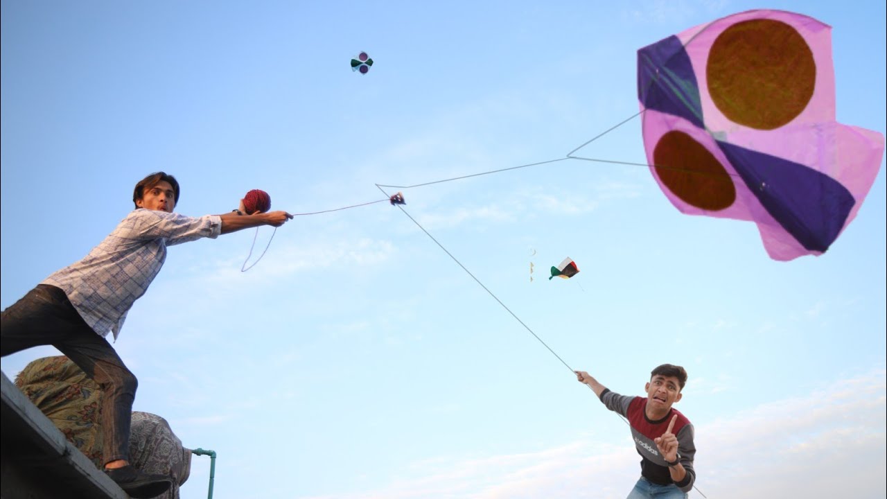 Kite Caught With Door | Kite Catch Abubaker
