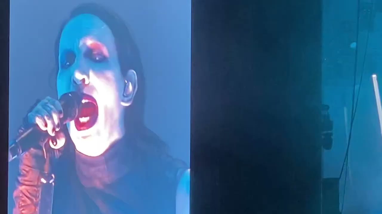 Marilyn Manson Live … Angel With Scabbed Wings