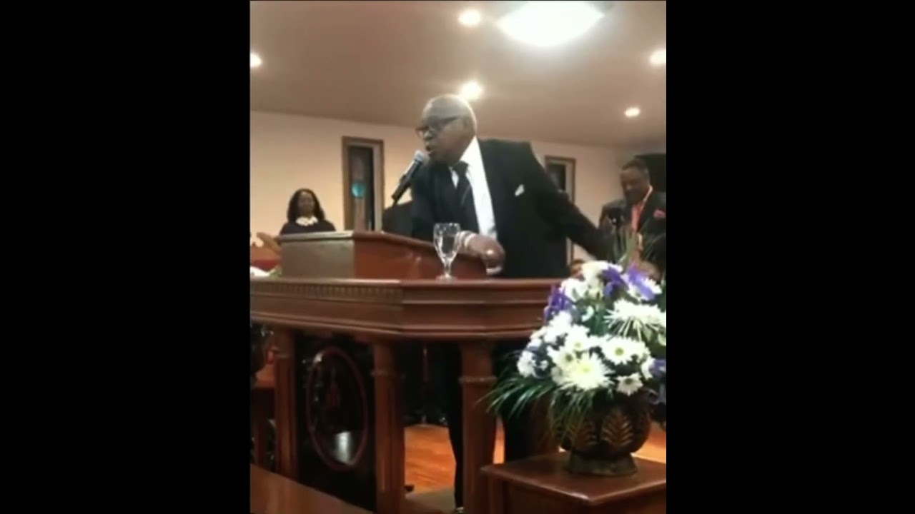 Nothing like a good ole Baptist preaching Rev F.D Sampson 🙌🏾