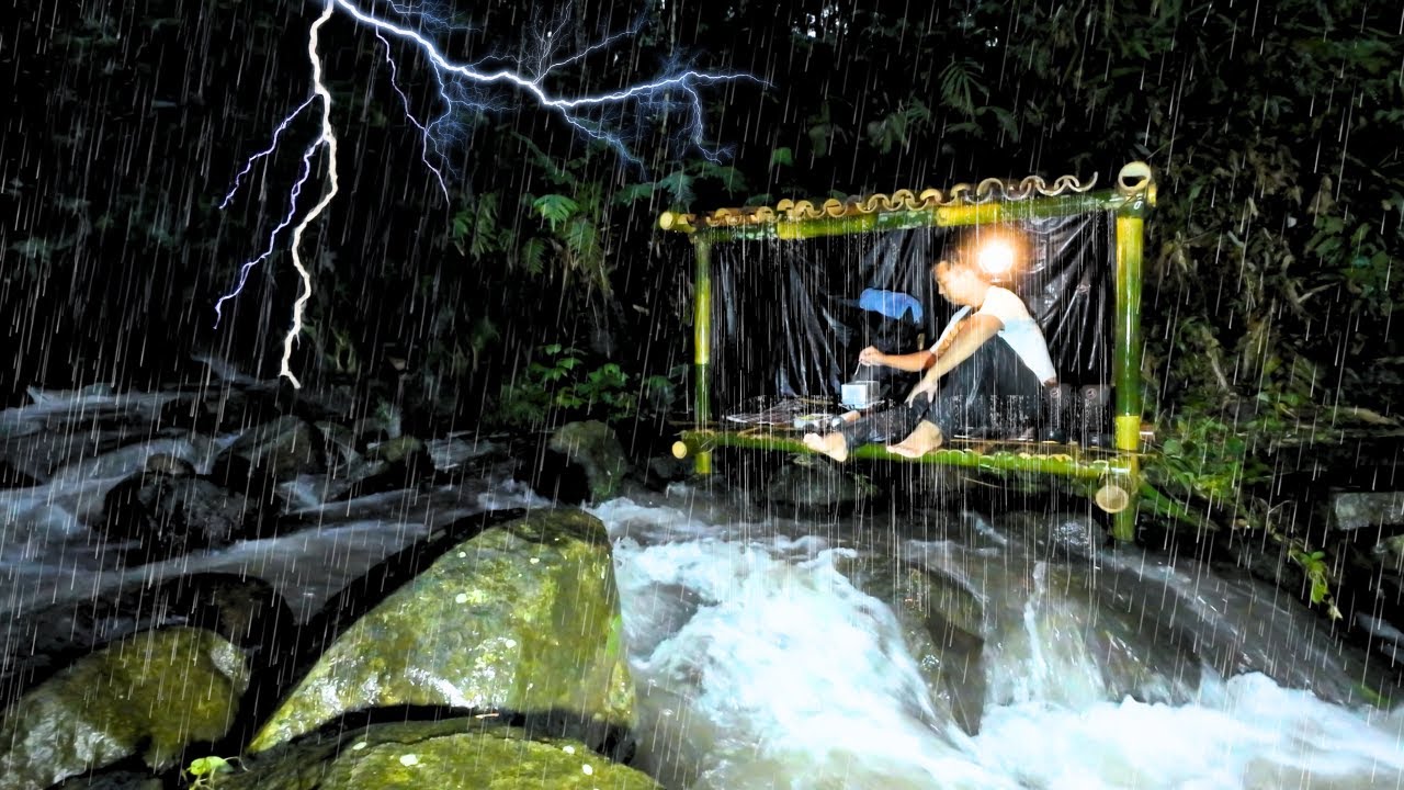 BEST SURVIVAL HEAVY RAIN‼️3 DAY BUILD A COZY SHELTER FROM BAMBOO