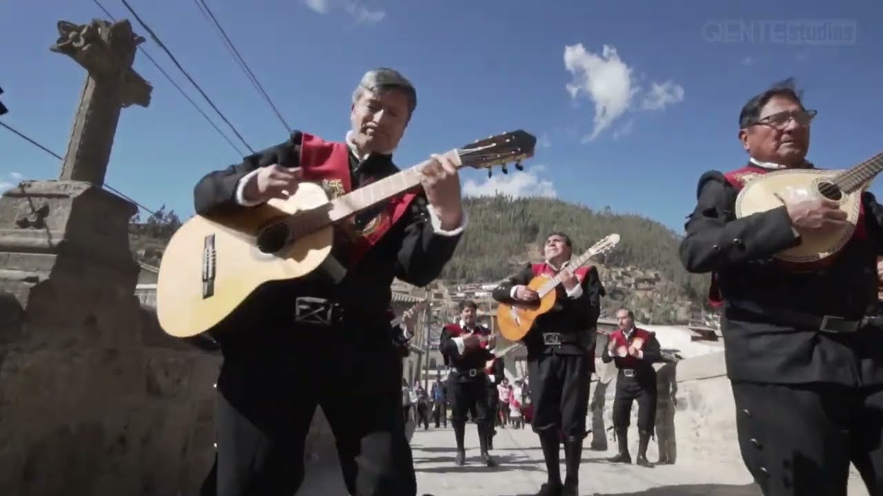 MIX DE HUAYNOS - LOS CAMPESINOS  PAUCARTAMBO - TUNA UNSAAC CUSCO