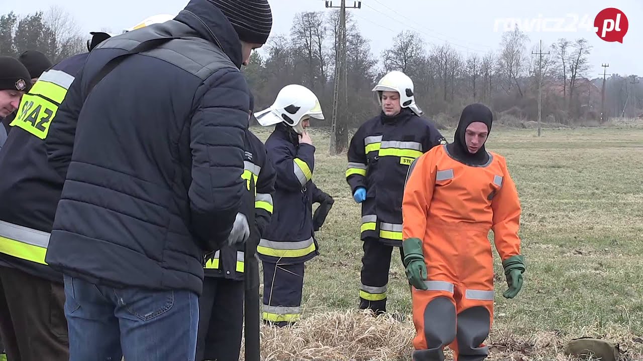 Zwłoki w rowie koło Zakrzewa