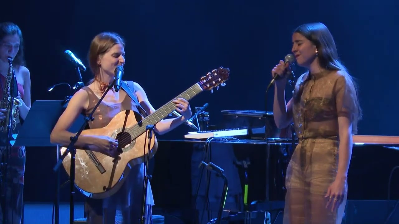 LUCIA FUMERO feat. FUENSANTA - Del amor [LIVE] [Premiere 'Folklore' MMVV 2024]