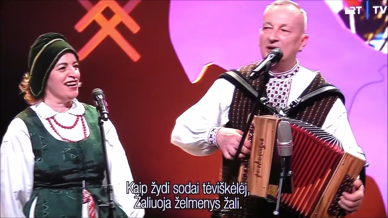 „Alyvų šakos žemėn svyra“. Elektrėnų folkloro ansamblis „Runga“, vad. Rūta Mickevičienė.