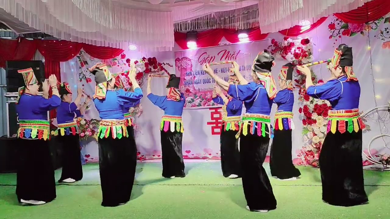 Đội cao tuổi bản ngòi múa Khơ Mú 🥰🥰