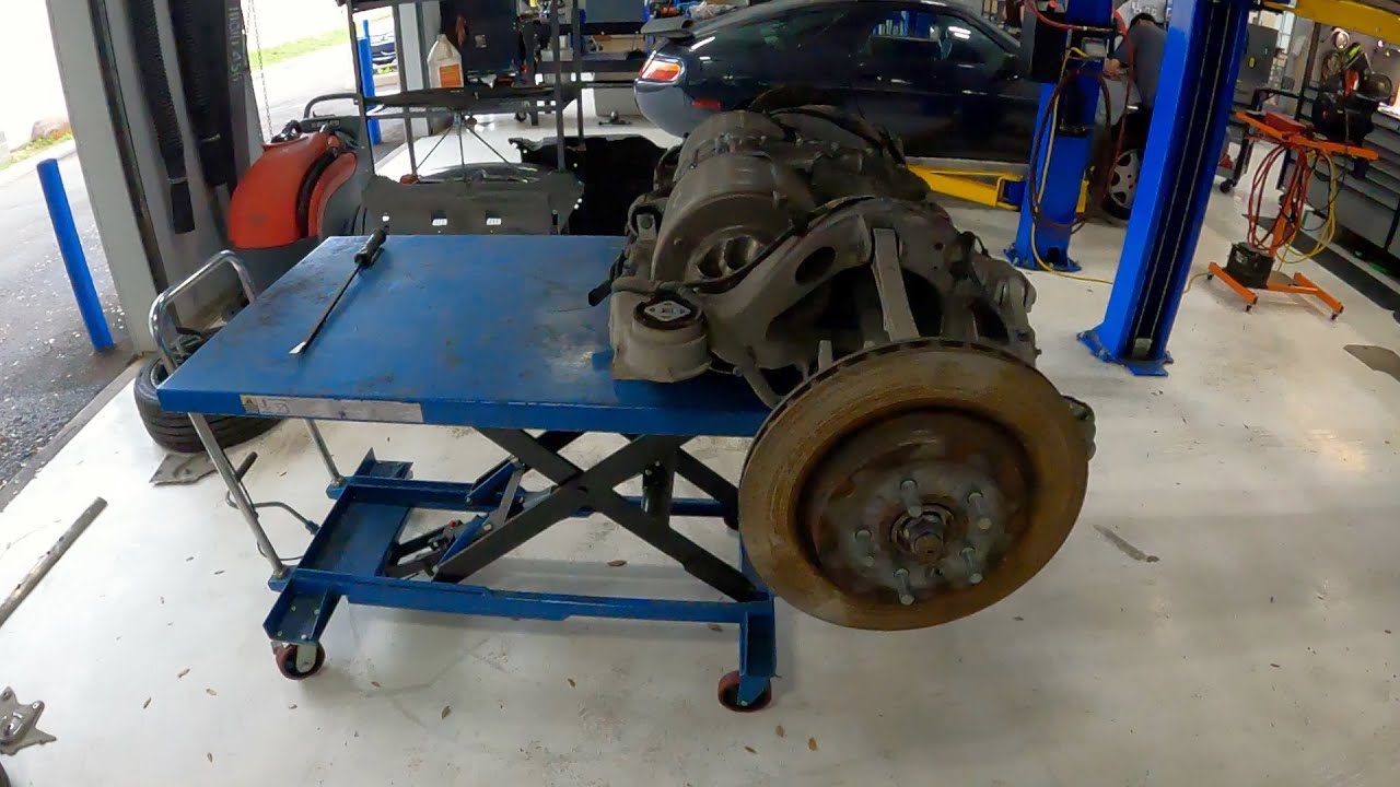Tesla Model S Drive unit Replacement