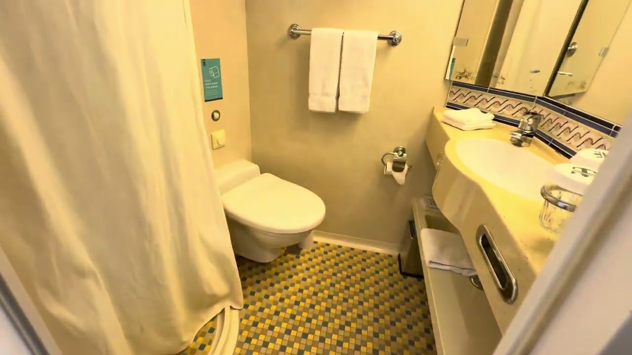 Brilliance of the Seas Oceanview balcony (Royal Caribbean)