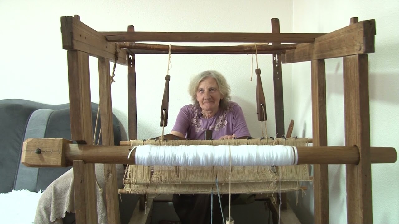 VRIJEDNE RUKE BOSANSKE - Halida Helja, jedna od posljednjih tkalja na području Općine Kakanj