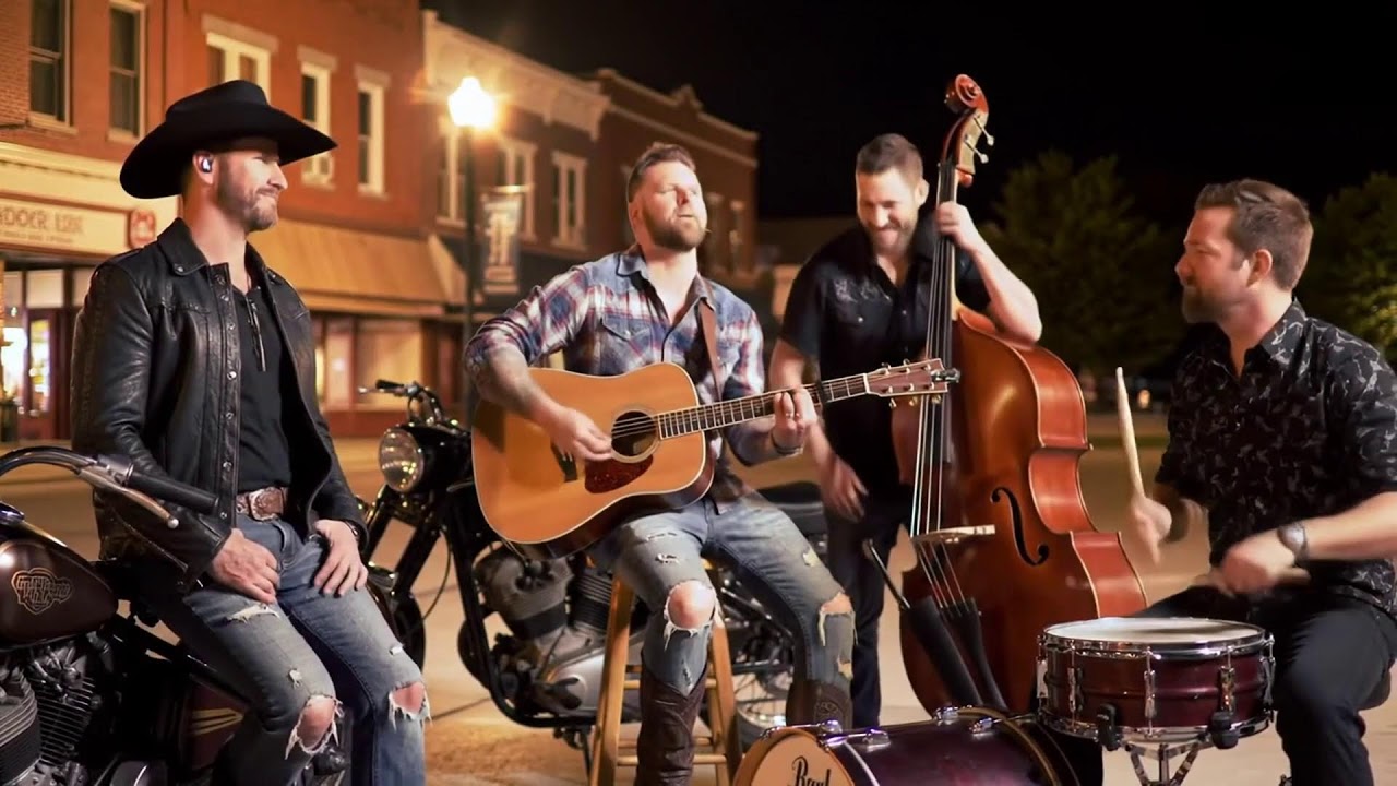Country Rock Vibes &ndash; Whiskey Trails of the South Inspired by Chris Stapleton