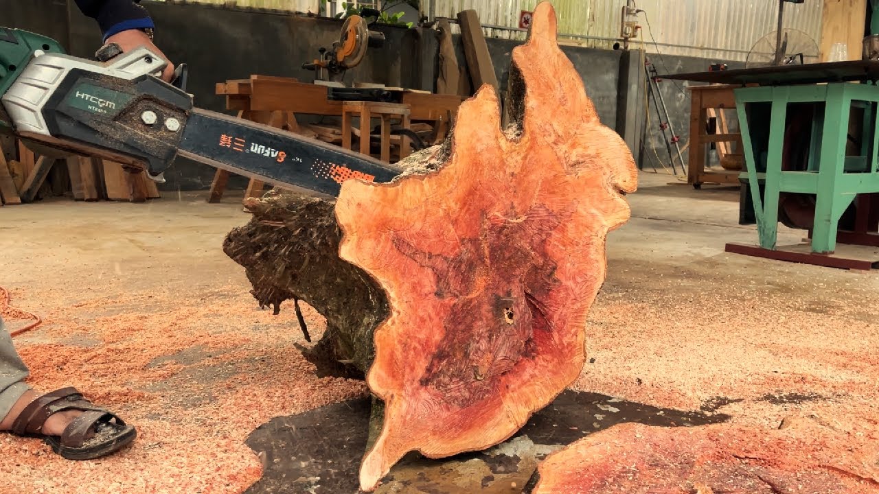 Watch A Carpenter Turn A Giant Tree Stump Into A Coffee Table For A More Relaxing Garden