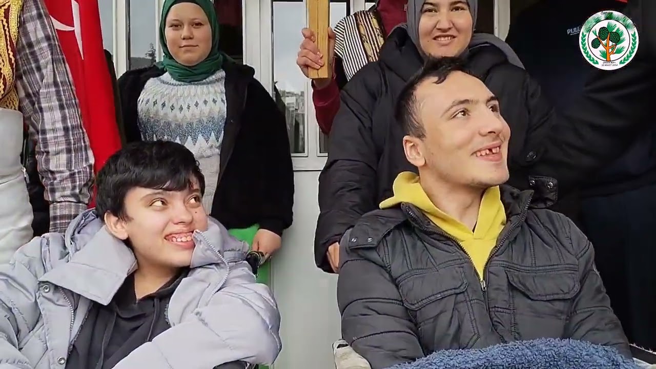 ÖNSEN'Lİ ÇETELERİMİZ MUHTARIMIZ MEHMET SÖNMEZ EŞLİĞİNDE MAHALLE HALKINI SELAMLADI