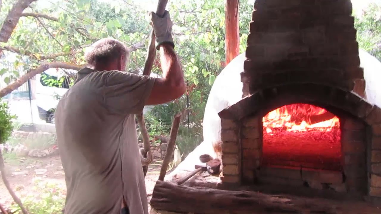 3 il forno a legna, la costruzione - tradizioni in Sardegna