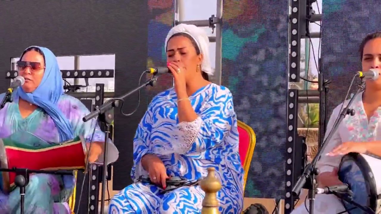 #فوفو_الدنبة شعلوا الشمعة مجموعة بنواسات على منصة مهرجان الحضرة النسائية وموسيقى الحال مدينة الصويرة