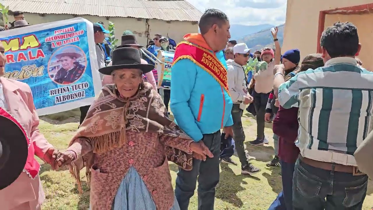PUEBLO DE COSMA - HUANUCO 2024 :  DIA 13 LLEGADA DE LA BANDA CENTRO MUSICAL CHIQUIAN